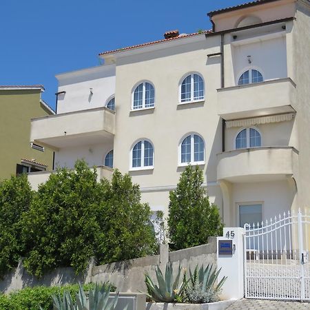 Apartments Villa Urbajs Vrsar Eksteriør bilde